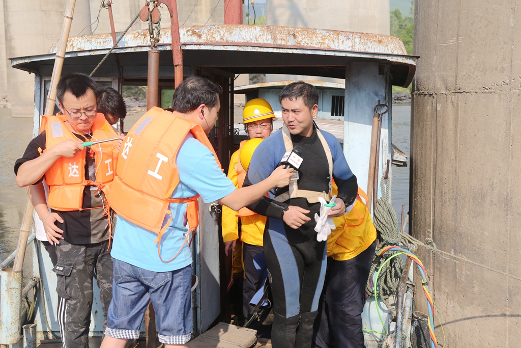 蛙人水下检测,蛙人水下视频