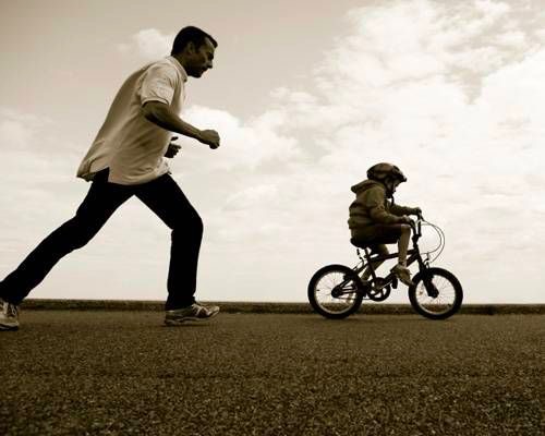 骑自行车的亲子英语,教孩子骑自行车英语怎么说