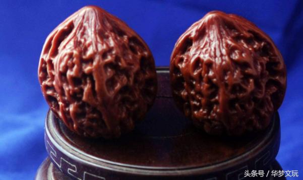 桃心和鸡心形状一样吗,桃心和鸭嘴鸡心有什么区别