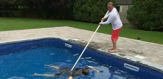 溺水救援记住四个字,记住溺水的口诀