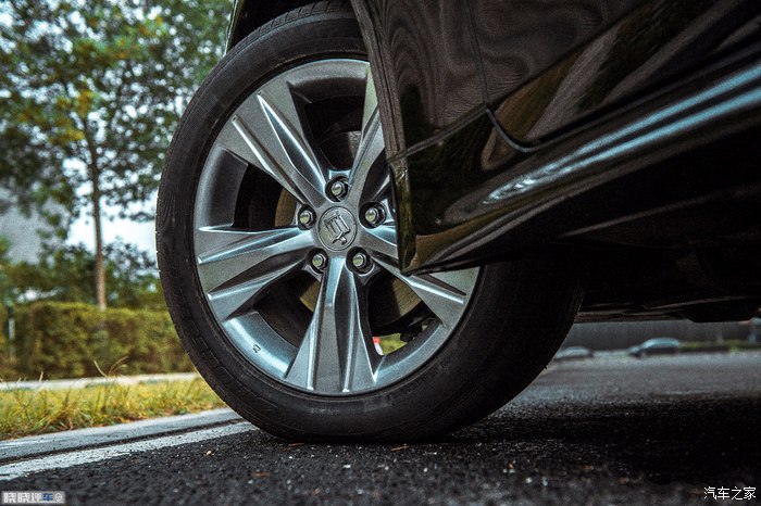 18款皇冠改装雷克萨斯前脸,十四代皇冠改装雷克萨斯仪表盘