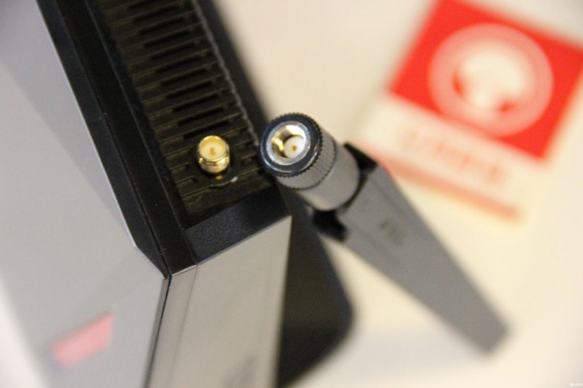 华硕rt-ac68u路由器开箱评测,华硕rt-ac86u路由器