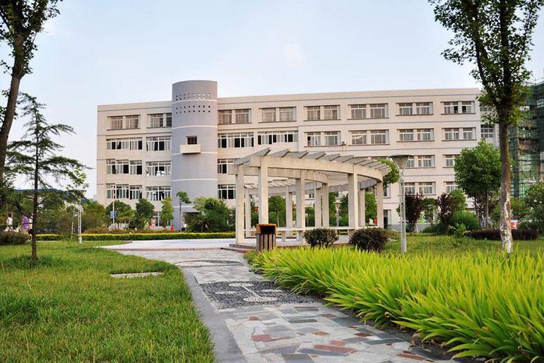 安徽省综合实力最强的医学高校，在安徽省高校综合排名拍不到前五，来见识一下安徽医科大学的实力吧