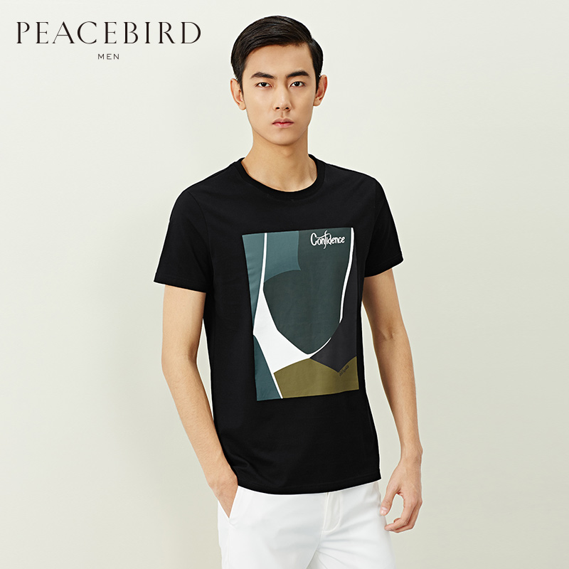 当流行艺术邂逅轻奢主义,服装设计与艺术的完美结合