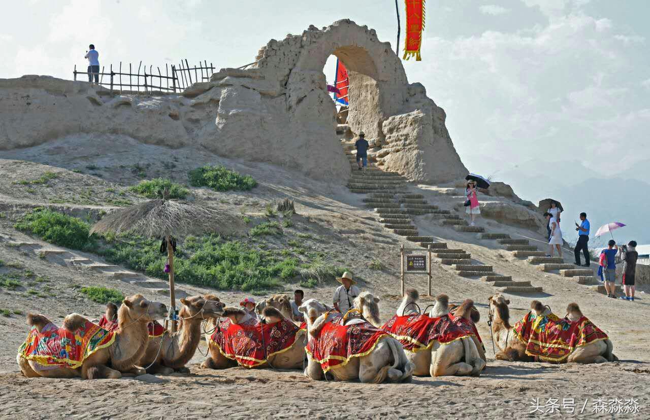 西部影视城荒凉,西部影视城漫天黄沙