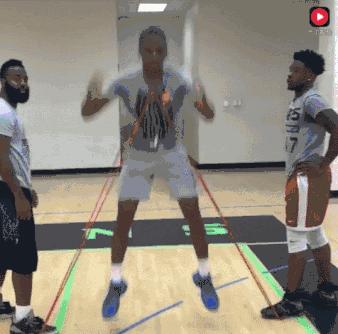 不伤膝盖增加弹跳力教学,弹跳练好这四个动作就够了