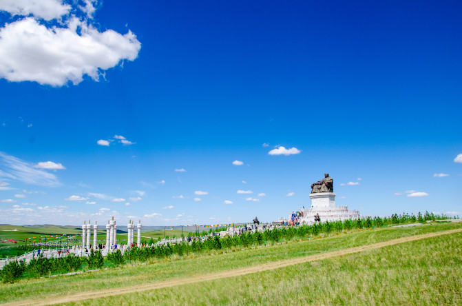 天堂草原锡林郭勒歌词及对白,真正的内蒙古锡林郭勒大草原