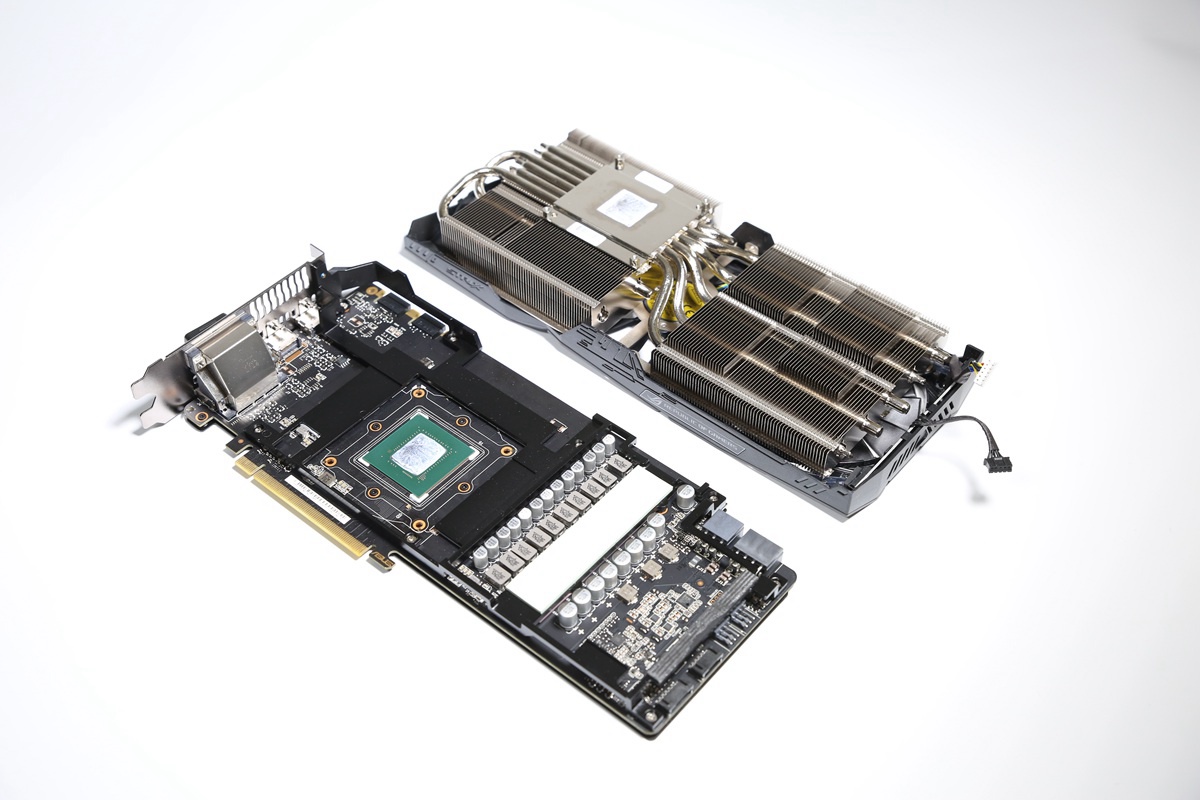 *力暴**拆解ROGGTX108011Gbps显卡评测