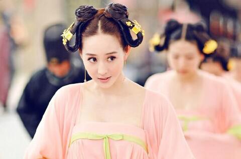 长孙皇后之外唯一被立传的太宗妃,才华横溢,因一首诗而得宠