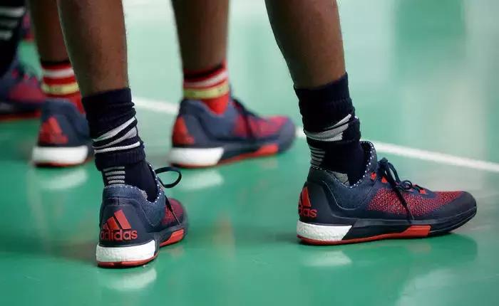 跑步和打篮球都好的球鞋,大体重最适合跑步的球鞋