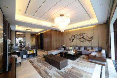 格力与美的家用中央空调哪家好,美的中央空调市场占有率怎么样