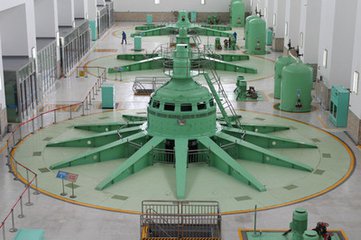 水电站发电原理视频教程,水电站工作原理