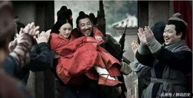 天庭凹陷眉骨突出的男人,眉骨隆起并且头顶凸起的男人运气