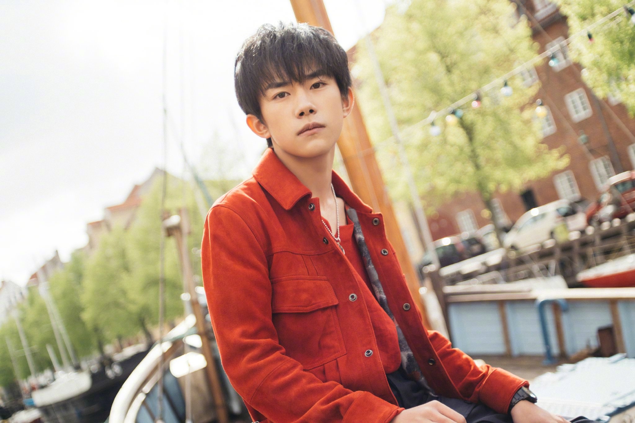 tfboys王俊凯王源易烊千玺几岁了,TFBOYS四周年易烊千玺