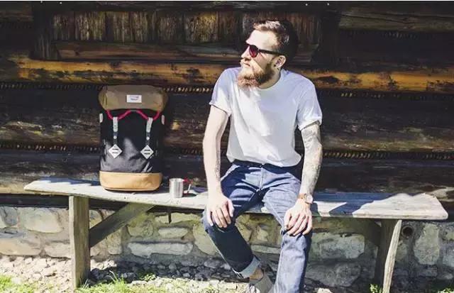 背了这个“甜甜圈”包包，我彻底放弃了北极狐