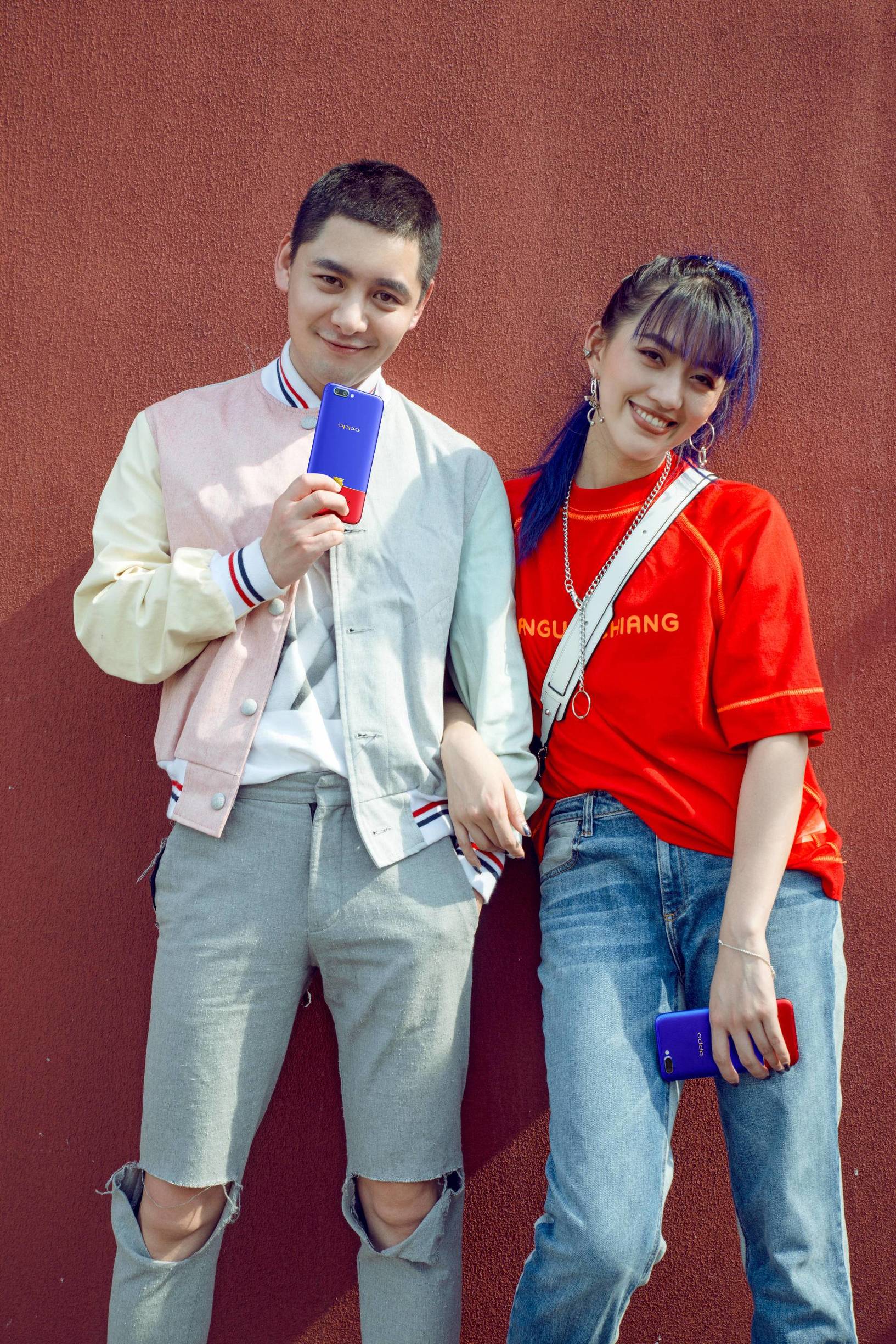 oppor11巴萨版手机后壳可以卖钱吗,oppor11巴萨限量手机