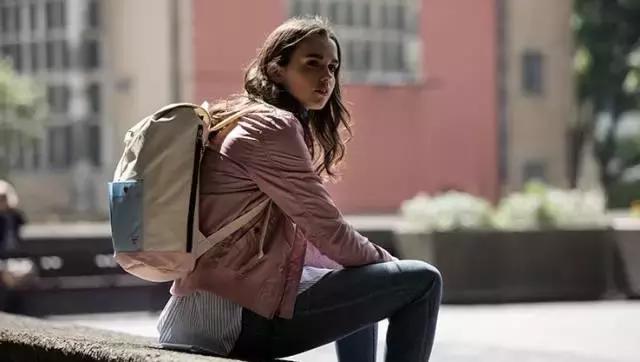 背了这个“甜甜圈”包包，我彻底放弃了北极狐