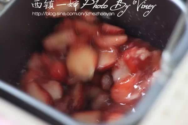 材料洗一洗切一切扔进面包机，无添加的香浓健康果酱2小时出炉！