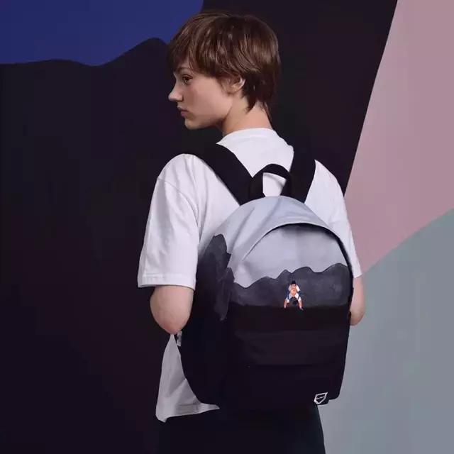 这款唐嫣同款的包包是什么牌子的,唐嫣杨幂同款包