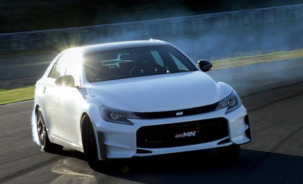 锐志经典神车,泡妞神车b级车