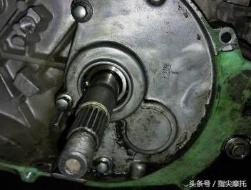 怎么判断踏板摩托车油开关好坏,踏板摩托车齿轮油检查口
