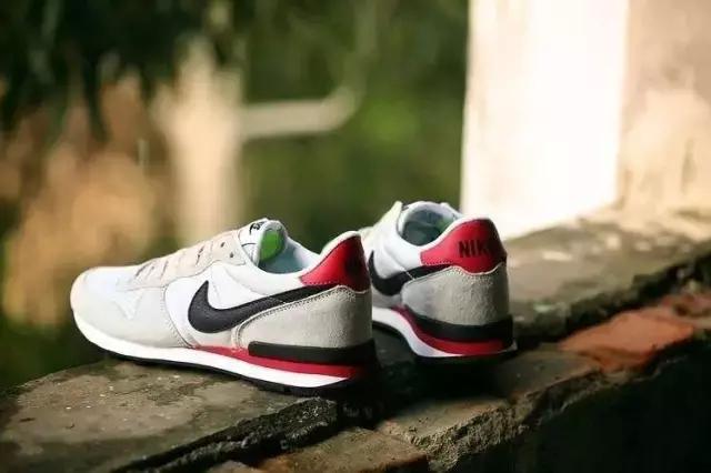 看到这几款复古跑鞋，我把鞋柜的NewBalance全烧了
