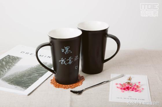 星巴克杯子为什么卖得那么贵,为什么星巴克杯子那么贵