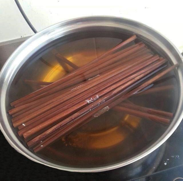 公婆特别邋遢厕所都比厨房干净,公婆太邋遢一起住怎么办