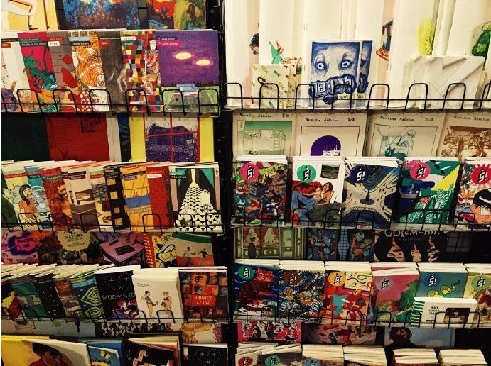 谁说大福州早就没人看书？超人气的“芸台”书店24小时不打烊！