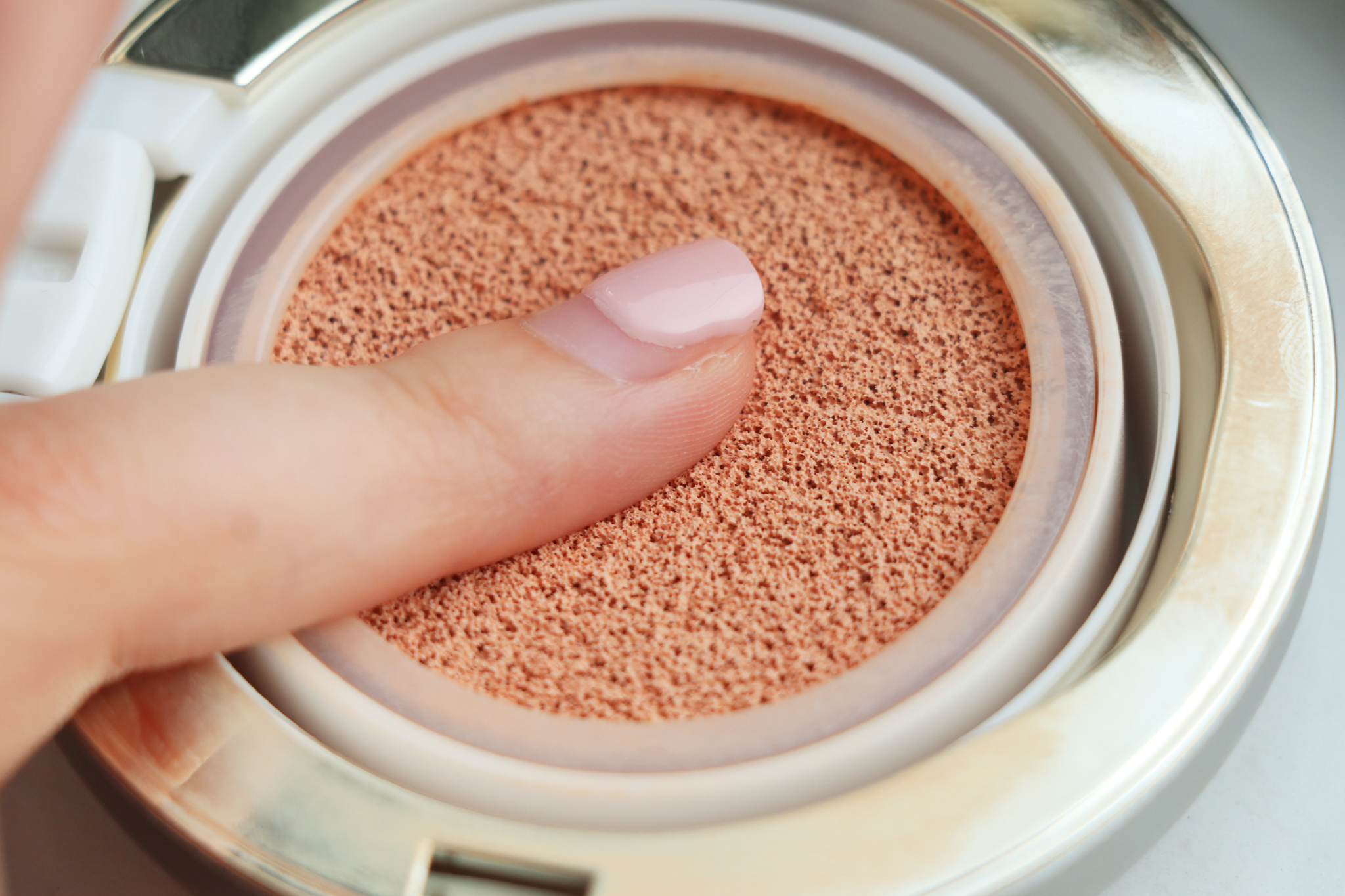 夏日气垫bb霜推荐,夏日干皮好用的气垫推荐