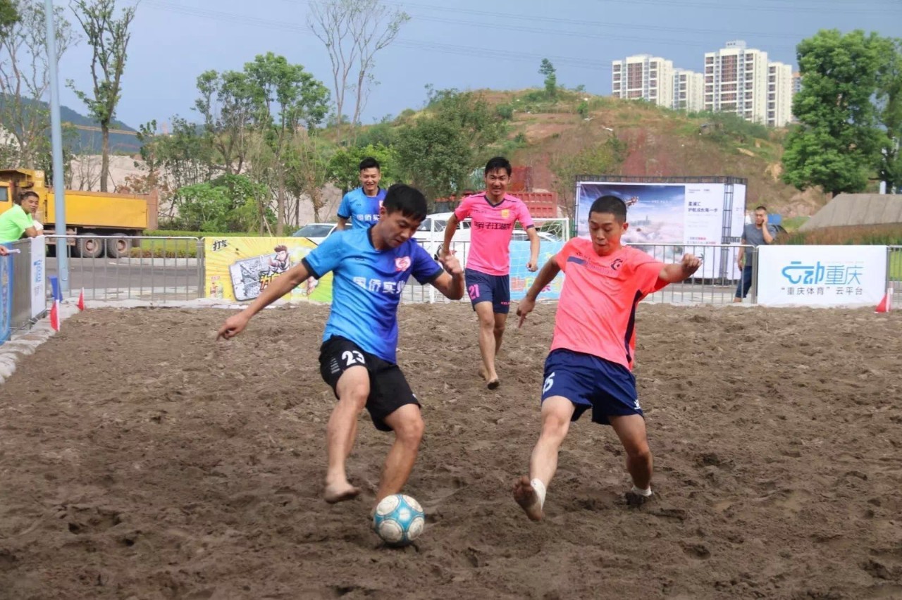 看完这一篇，如果你爱上沙滩足球，我们可不负责