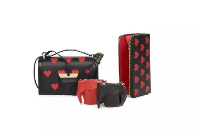 prada春夏信封包,prada三合一包包七夕