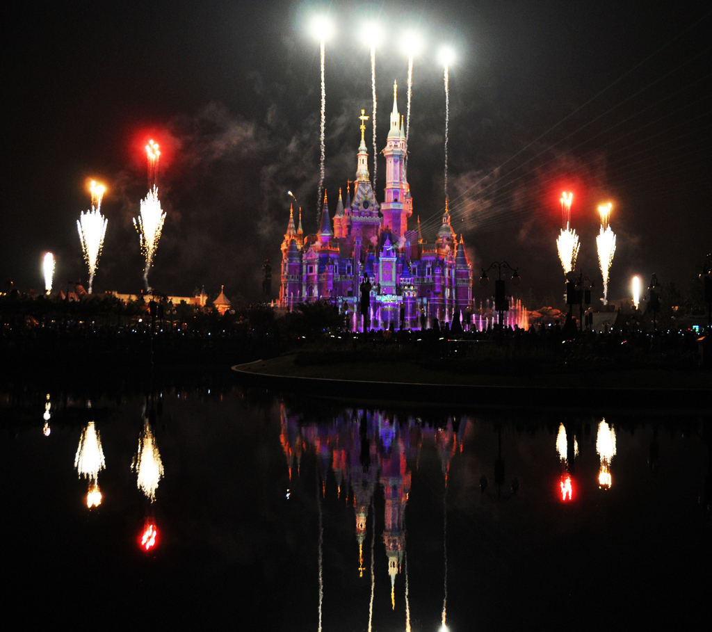 上海迪士尼游玩攻略超详细,最新上海迪士尼游玩攻略视频