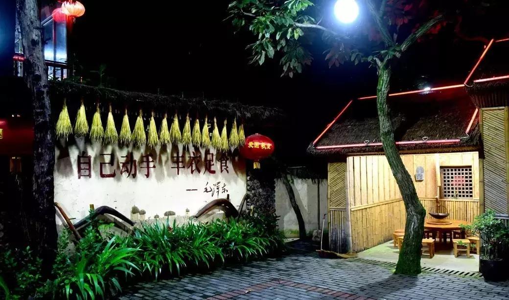 安徽金寨农村土灶厨房,金寨农家小院土灶