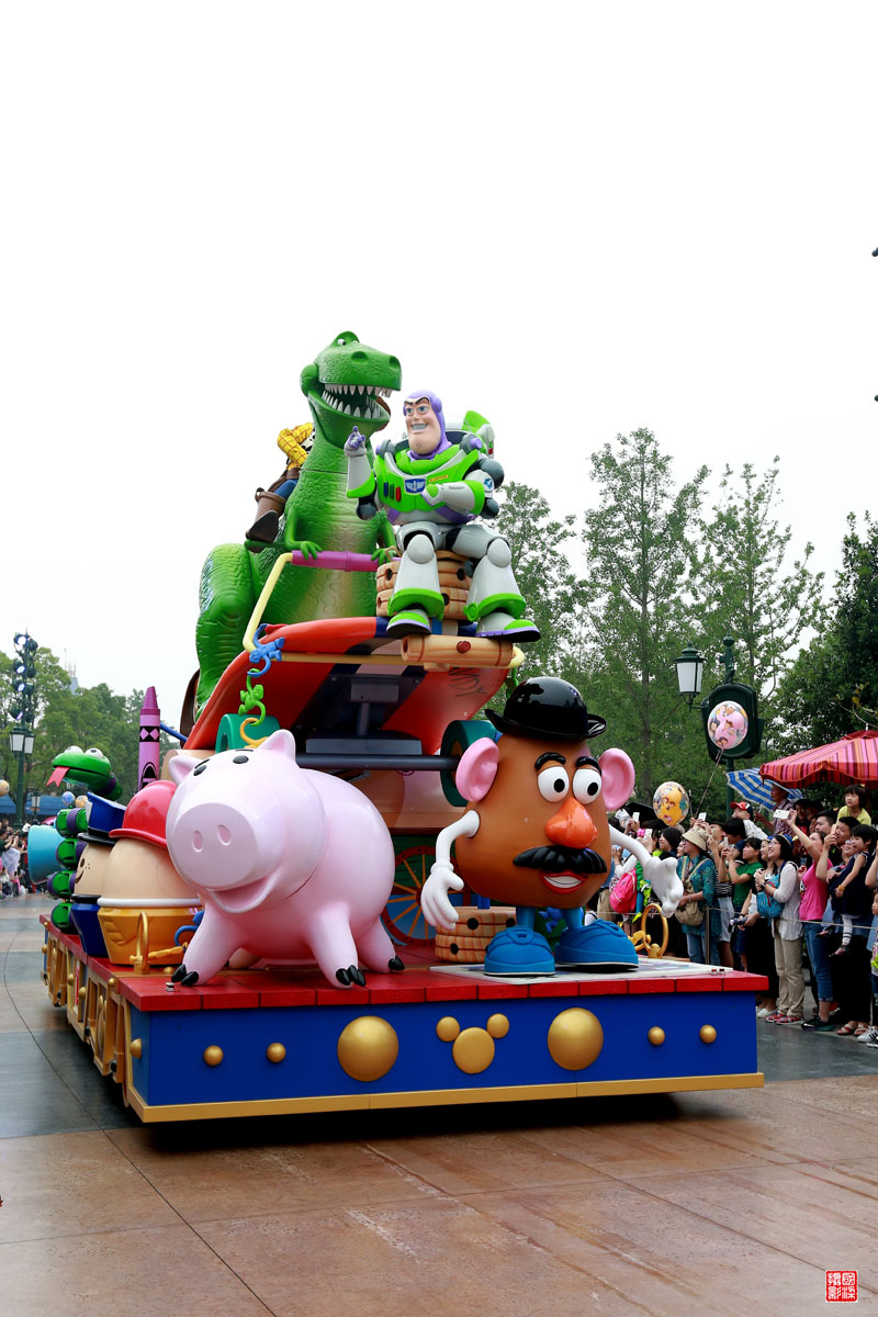 上海迪士尼游玩攻略超详细,最新上海迪士尼游玩攻略视频