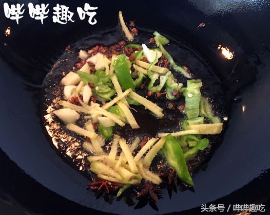 咸蛋黄珍珠肉丸步骤,咸蛋黄皮蛋肉丸子