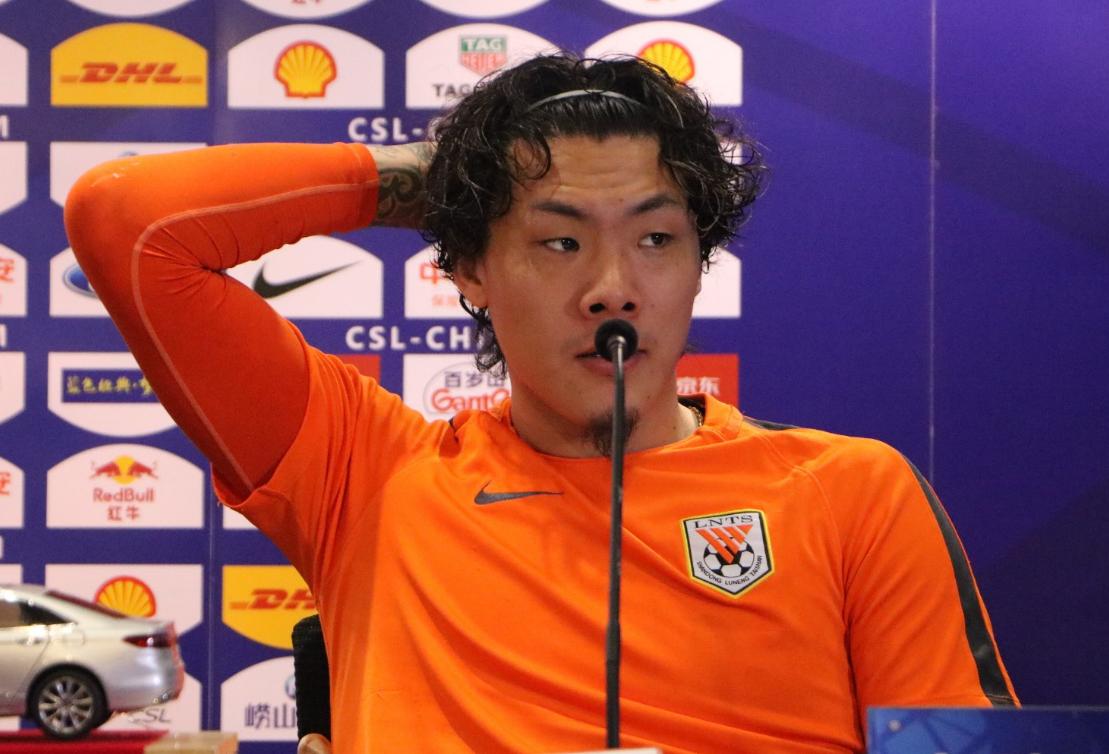 王大雷霸气调侃富力球场“金碧辉煌”，鲁能U23小将欲挑战第一