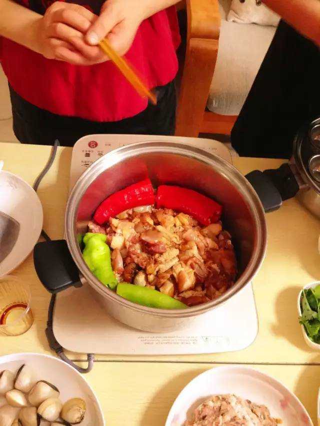 皇后锅一锅煮,皇后锅的锅盖