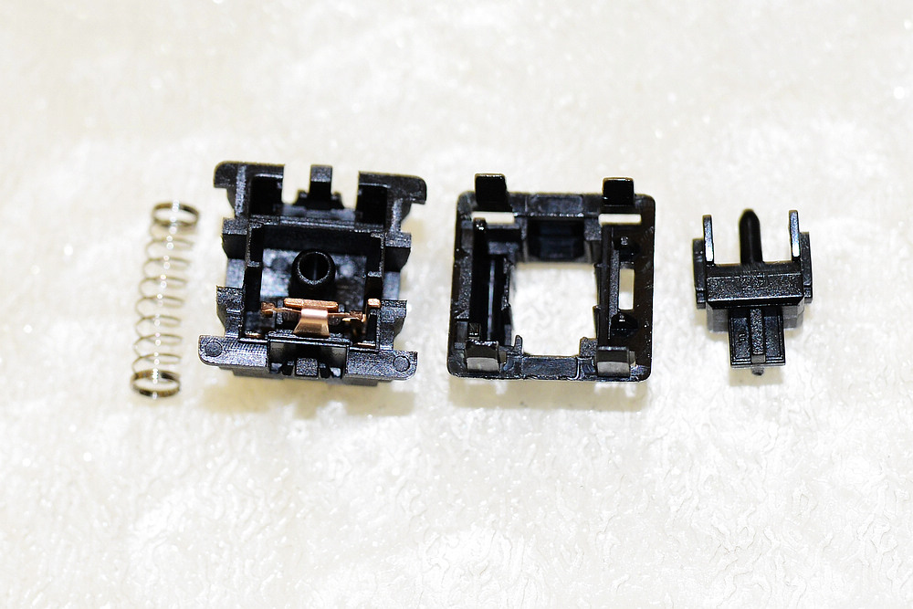 机械键盘科普入门看轴体,机械键盘各种轴体使用感受