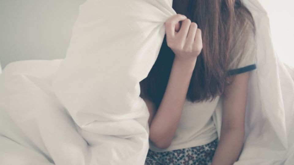 台湾奇葩汇：女友发票中奖却被绿少女援交只为iPhone7