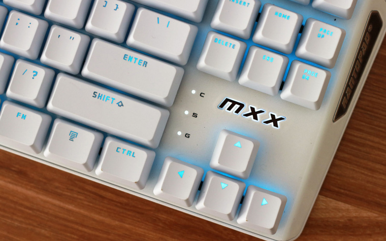 镭拓mxx机械键盘拆解,手感好炫酷的键盘