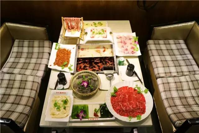 大众点评武汉十大必吃餐厅排行榜,武汉人均1980元的日料餐厅