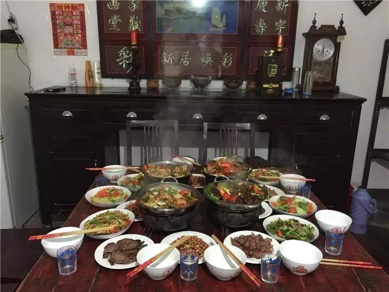 安徽金寨农村土灶厨房,金寨农家小院土灶