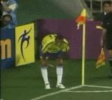 天下足球场上假摔搞笑合集,足球场上最搞笑的假摔