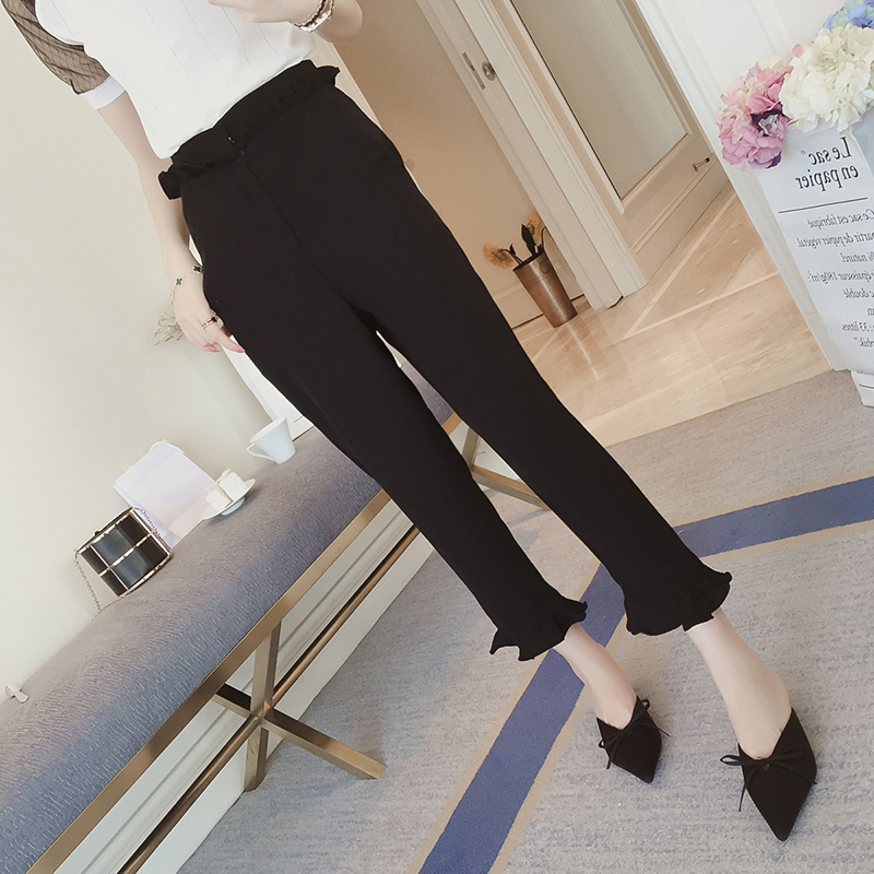 夏季黑色微喇叭裤九分裤怎样搭配,微喇叭九分裤百搭显瘦安排起来