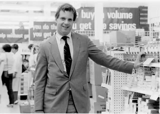 从百亿首富到破产,从8800亿市值到破产贱卖