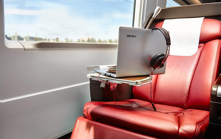 笔记本电脑6000左右性价比最高的,值得购买的笔记本电脑性价比