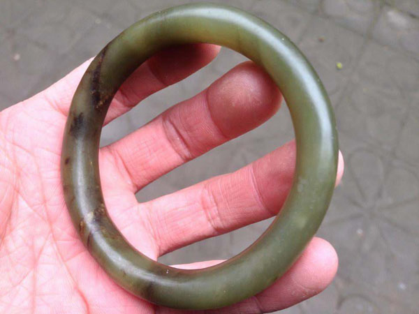 最全的玉手镯保养方法，一个都不能少！