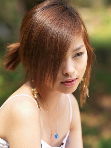 脸大卷发发型女2020流行发型40岁,脸大弄什么短发好看