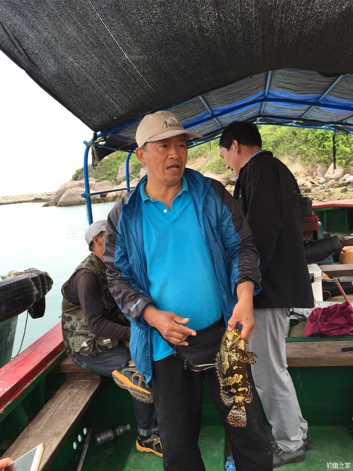 东江闸口钓海鱼,东锣岛海滩